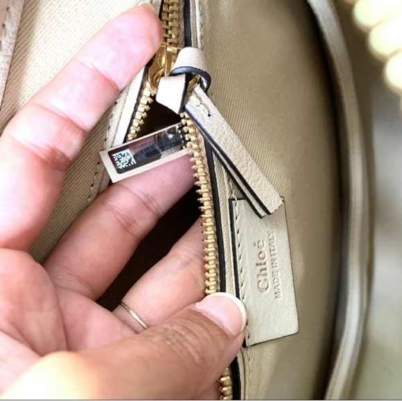 NWT stunning Chloe large Pixie shoulder bag - Picture 7 of 7